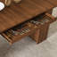 Table de salle à manger de style Mid-Century avec tiroirs de rangement et tablette ouverte pour quatre à six personnes au fini noyer