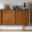 Buffet en bois massif de style Mid-Century-767911517