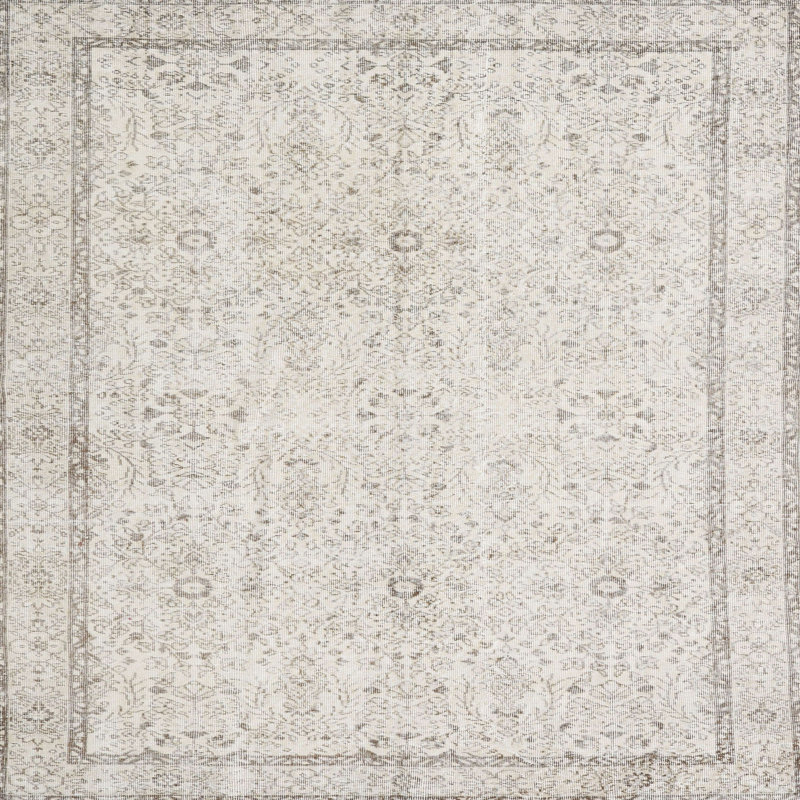 Lake City Performance Wool Oriental Indoor Rug, Round 8'