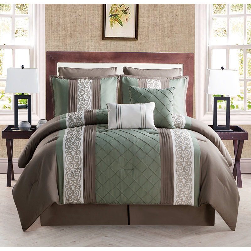 Deroche Polyester Standard Comforter, King, Yellow
