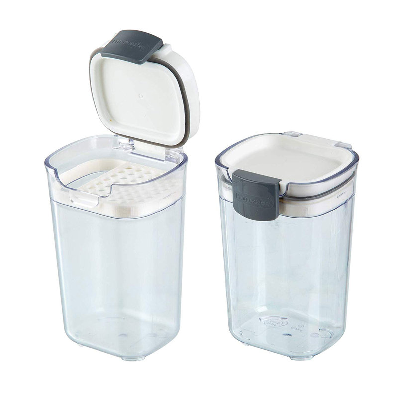 Food Storage - Set of 2 Containers and 2 Lids