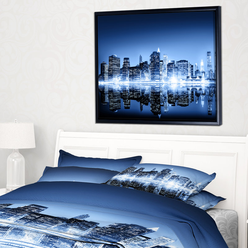 «Night New York City Mirrored», reproduction d'impression sur toile tendue, H 30 po x l 62 po x P 1,5 po
