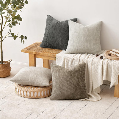 Paquet de 4 housses de coussins décoratifs en chenille neutres et moelleuses décoratives pour maison de campagne Boho