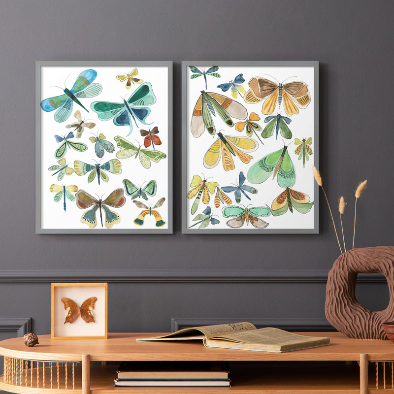 «Wings Galore I», reproduction encadrée de qualité supérieure - prête à être accrochée - aucun clou requis - aucun clou requis