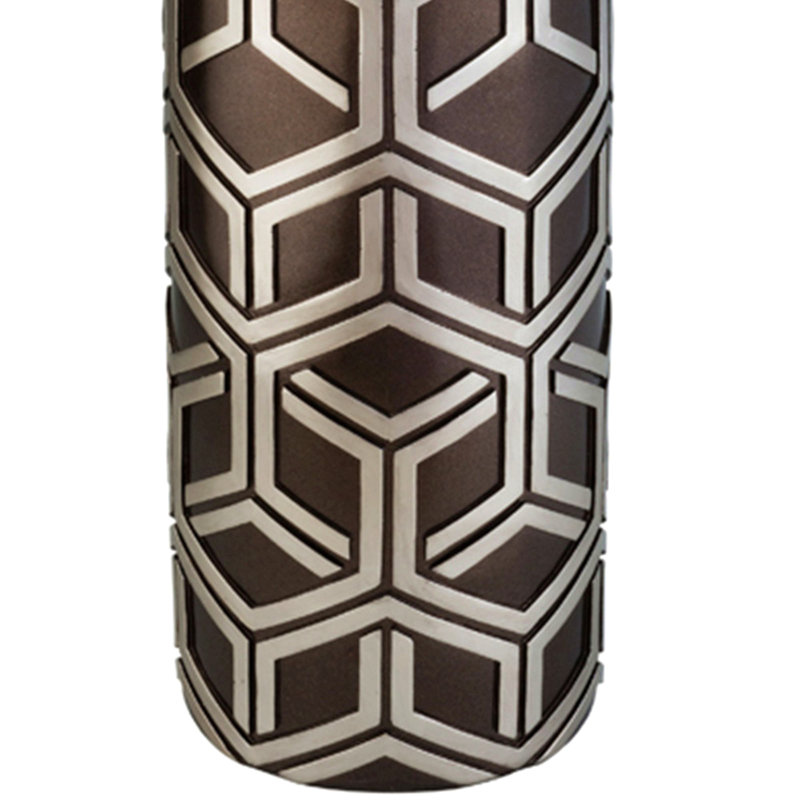 Vase décoratif en polyrésine de 22 po de hauteur, motif tissé argent châtaignier