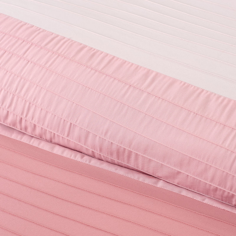 GAIAM Microfiber Soft & Lightweight Percale Comforter Set, Twin Comforter + 2 Shams, Pink