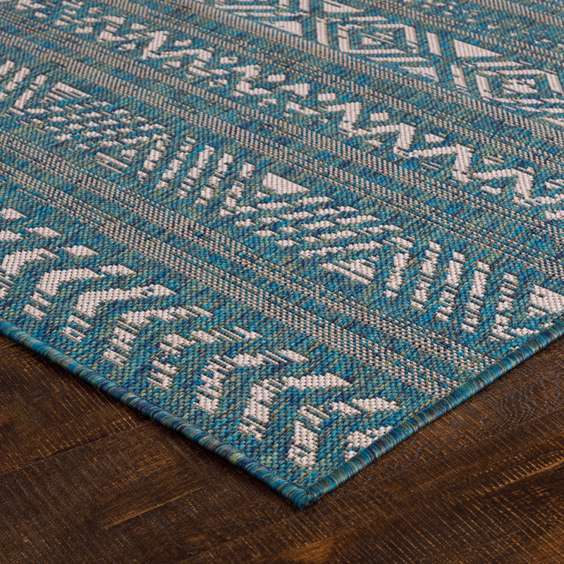 Ilayna Indoor / Outdoor Rug, Rectangle 6'5" x 9'