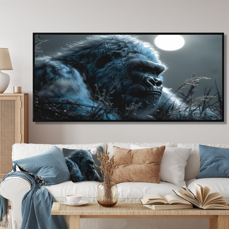 Noir et blanc Bigfoot Moonlit Meadow - art mural Bigfoot, Black Picture Framed, 12" H x 20" W