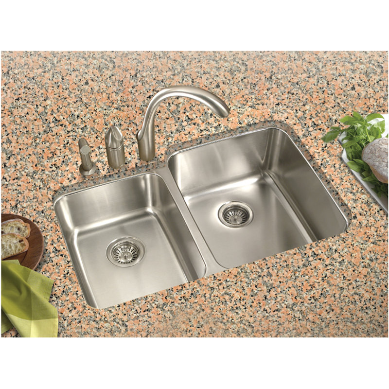 Évier de cuisine à double cuve à double 60/40 cuve avec cuve de gauche l 31,5 po x l 17,94-20,19 po Medallion Classic