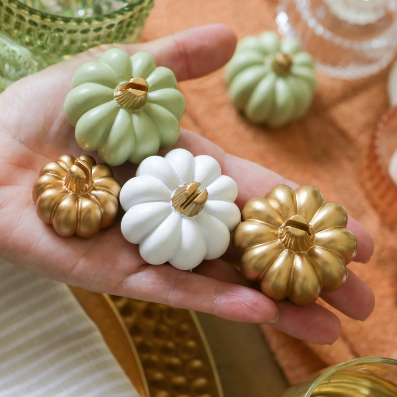 Mini-porte-carte citrouille The Holiday Aisle® Fall Decor (ensemble de 6), couverts de l'Action de grâce, Or