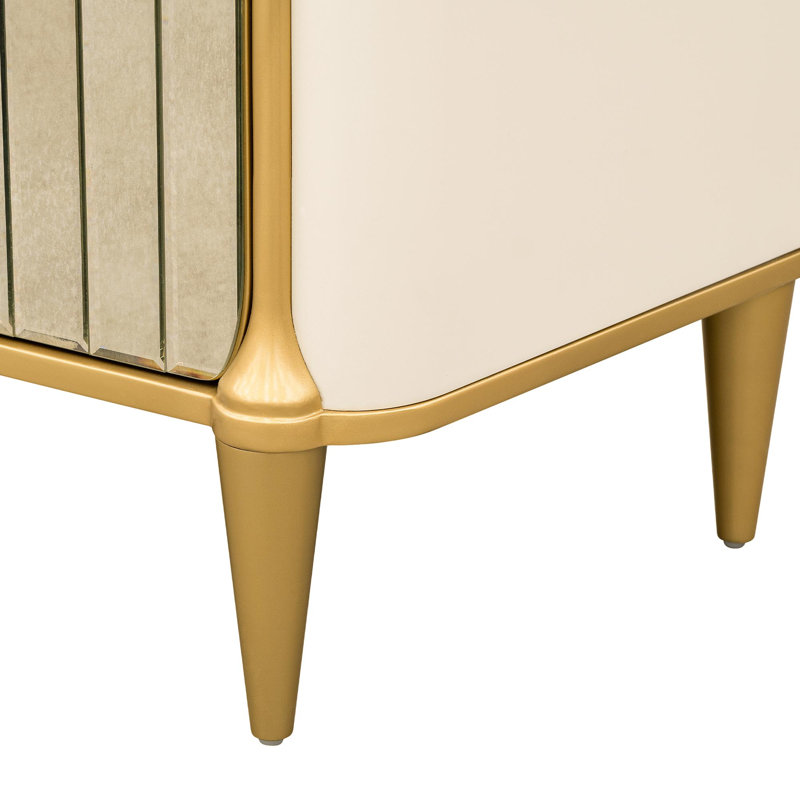 Scotts Square Sideboard With Wall Mirror