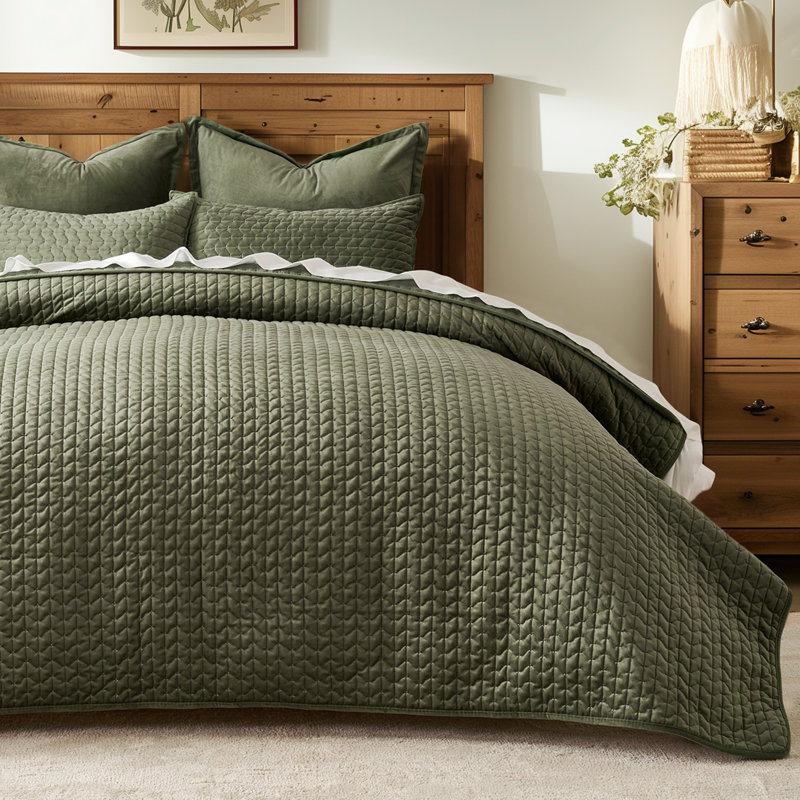 Cross-Stitch Velvet Quilt Set 3 Pieces, King, Moss Green