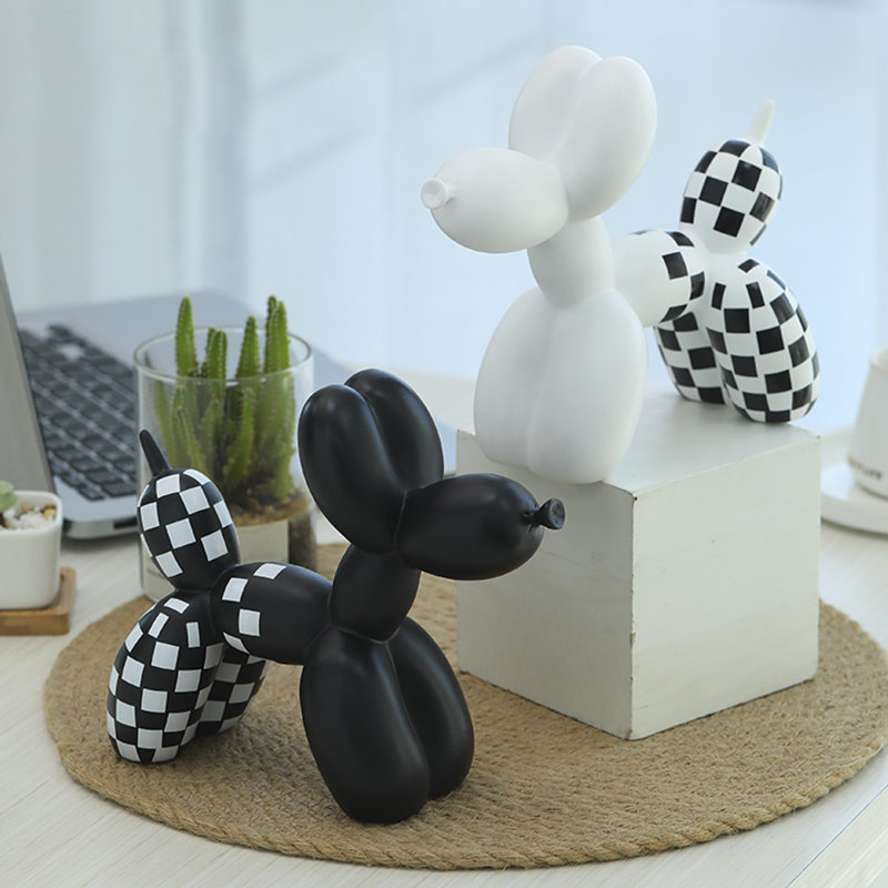 Sculpture de chien Anissah, Noir