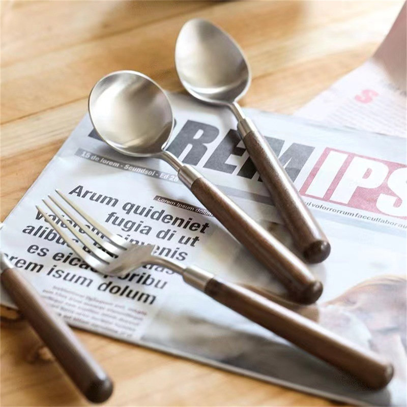 Walnut Wood & Stainless Steel Flatware Set - Vintage Style With 16 Pieces For Dining