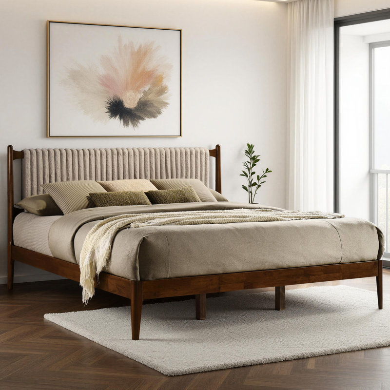 Lit plateforme en bois massif avec tête de lit tapissier Ava, Walnut, Très grand lit