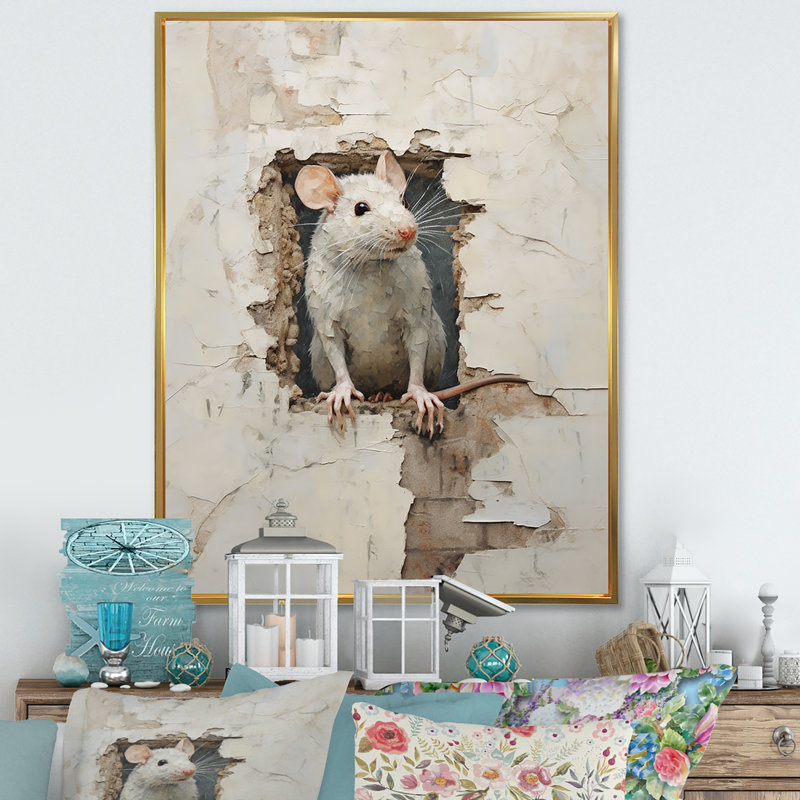 Minimalisme Squeaky Rodent I - décoration murale rongeur, Cadre flottant doré, H 32 po x l 24 po