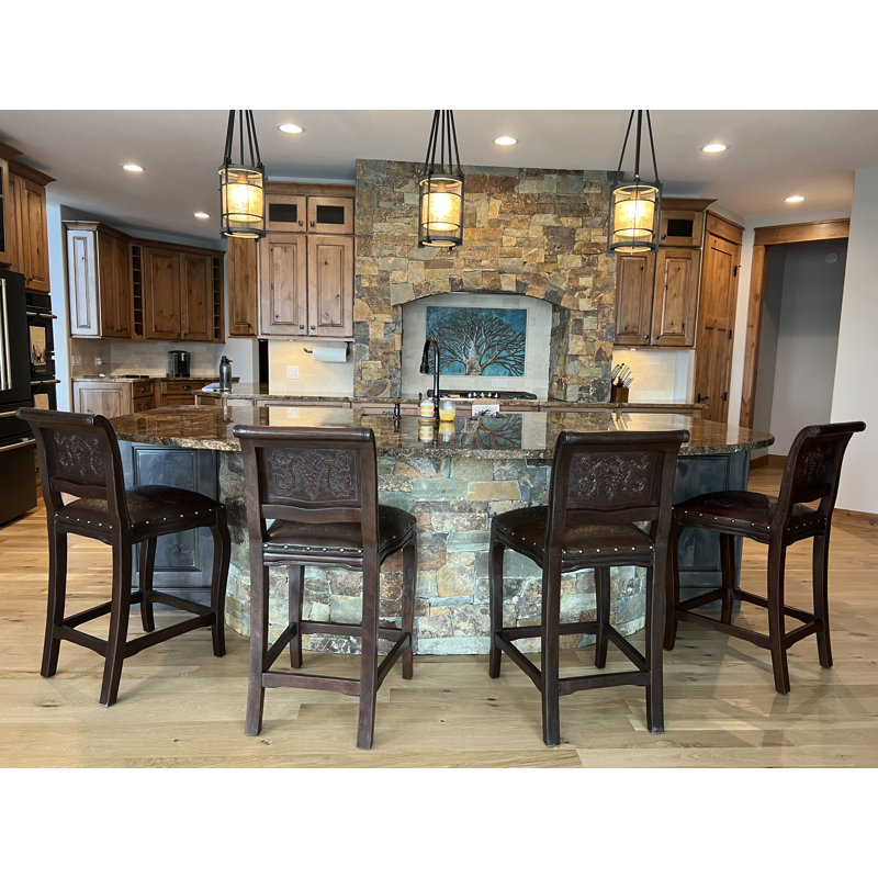 Colonial 30" Bar Stool