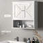 Unité de salle de bain murale blanche avec tablette ouverte et armoire à structure ajustable