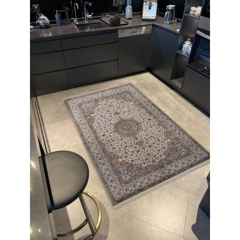 Tapis décoratif beige clair à motifs traditionnels, Tapis de couloir 3 pi 9,81 po x 9 pi 10,11 po