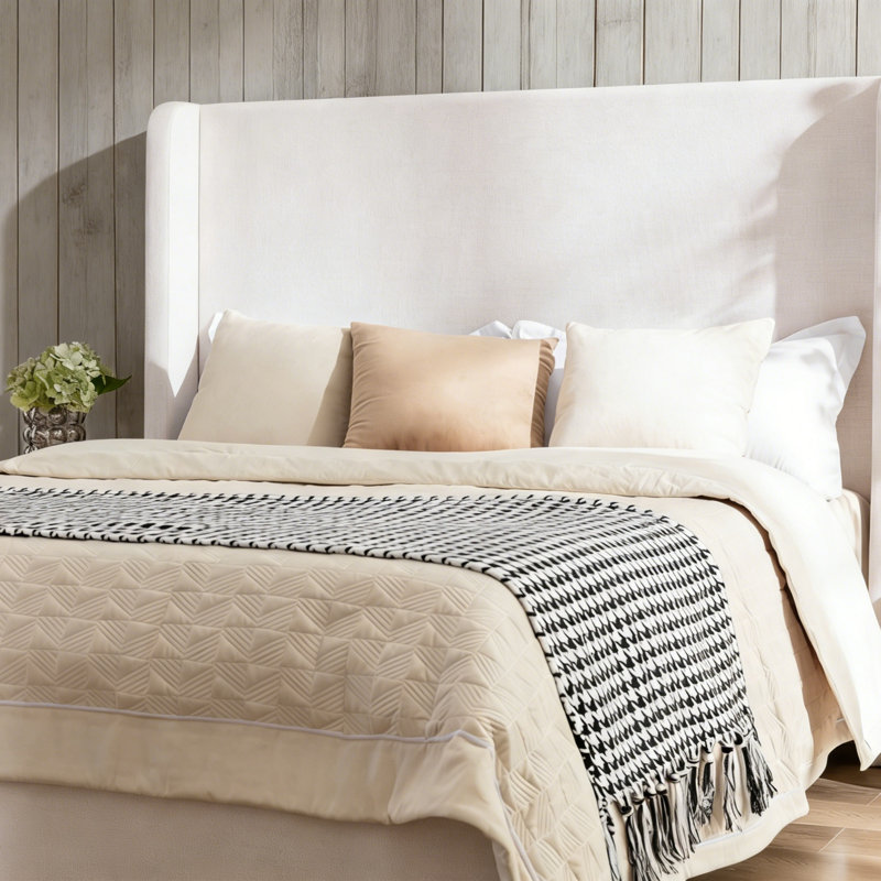 Lit plateforme tapissier avec tête de lit haute, Grand lit