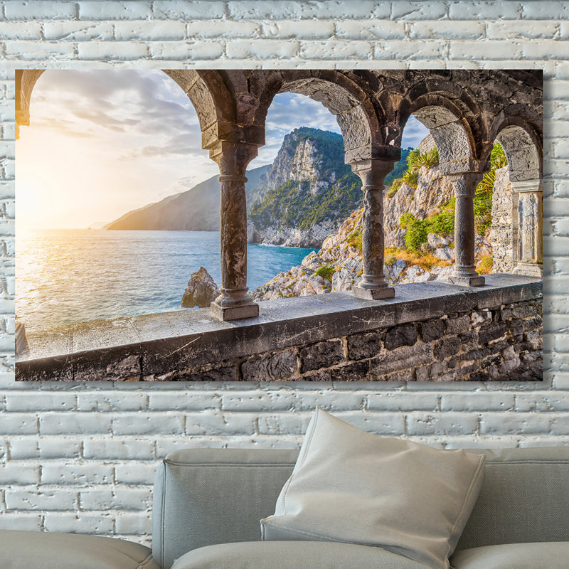 «Chiesa Di San Pietro, Italy», reproduction de photo sur toile tendue, H 36 po x l 60 po x P 1,5 po