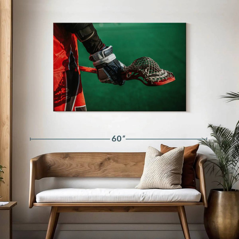 Lacrosse player Sireci, H 30 po x l 45 po