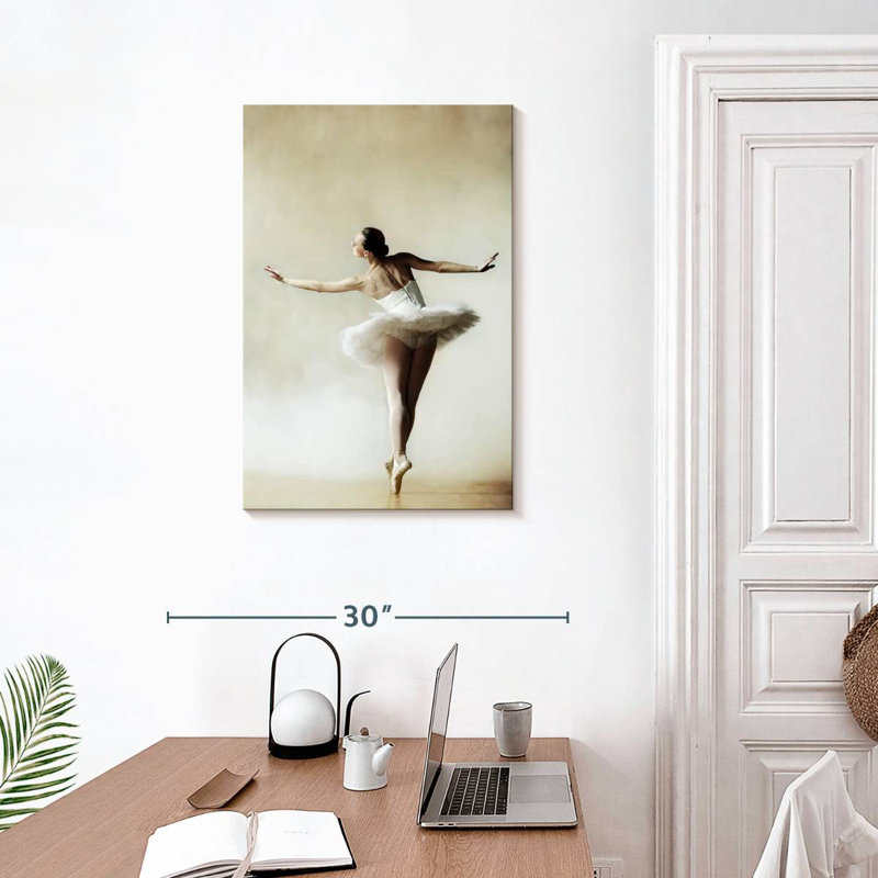 Ballerine classique, H 30 po x l 20 po