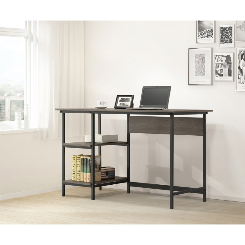 Bureau patiné (sans les chaises de bureau)