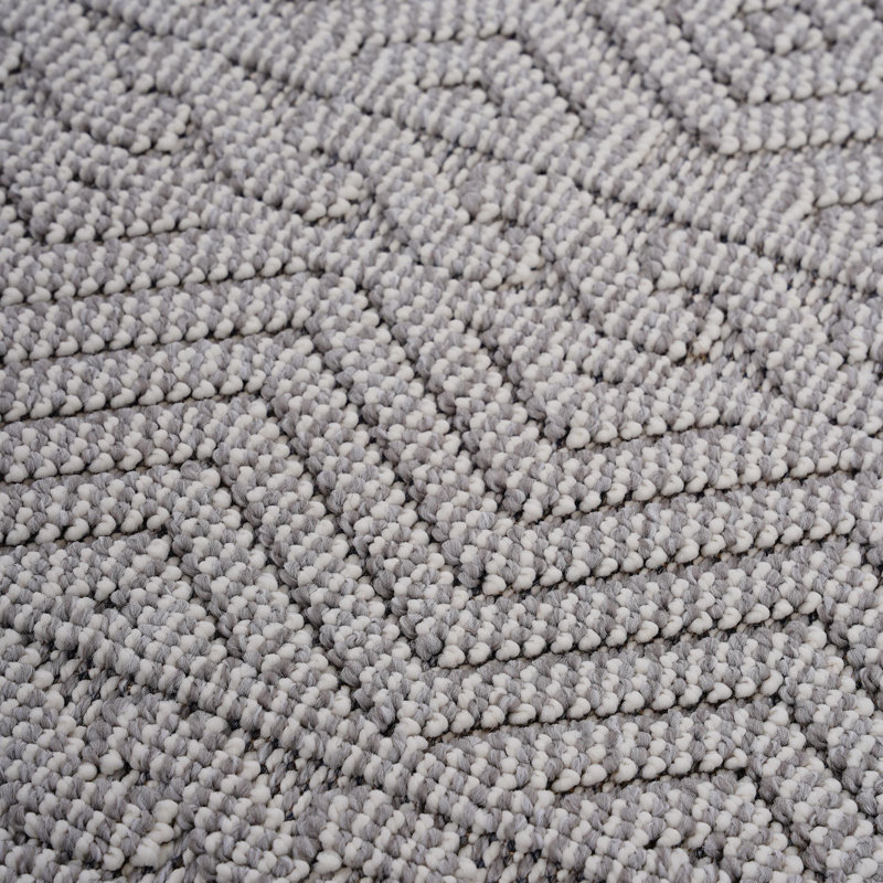 NAAR Guros Collection White / Geometric Indoor / Outdoor Area Rug, Rectangle 4' x 6'2"