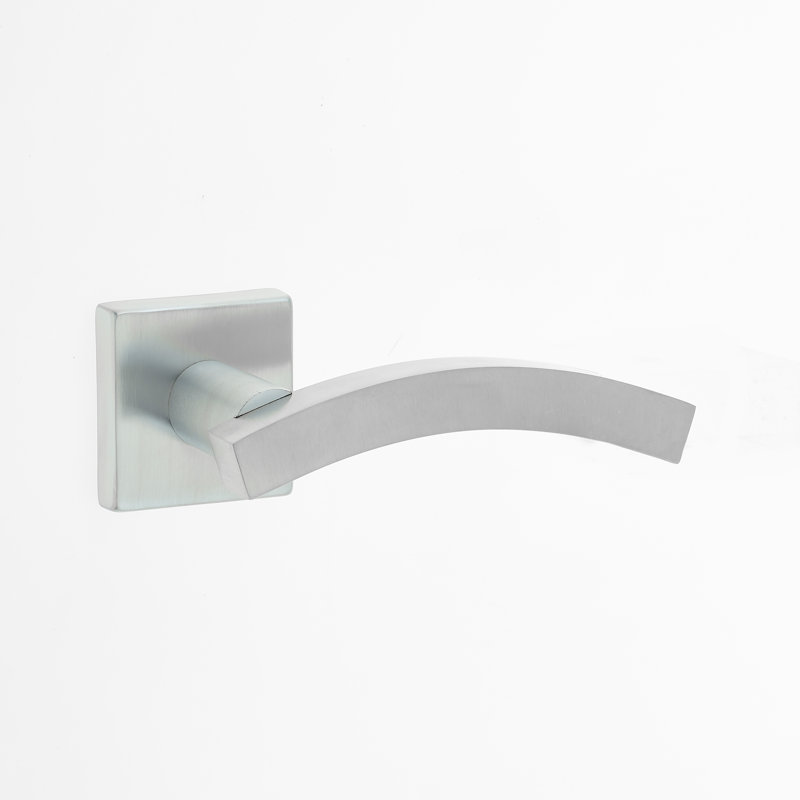 Kubus Curve Door Handle, Satin Chrome