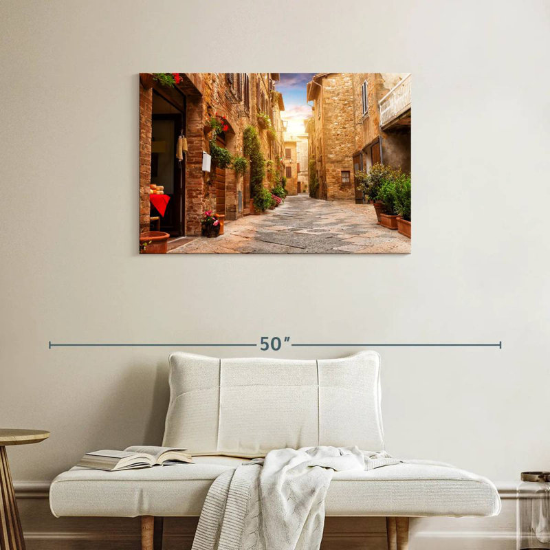 Vanna Street In Pienza