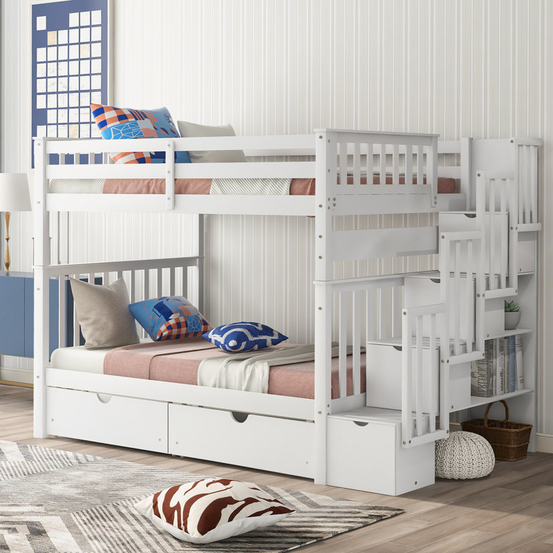 Lit double au-dessus d'un lit superposé, finition blanche, tablettes ouvertes et 6 tiroirs pour courtepointes, escalier avec fonction de rangement, divisible en deux lits plateforme - options de lit multiples, escalade facile en quatre étapes, garde-corps