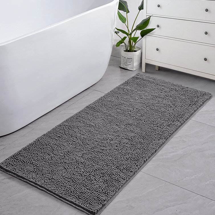 https://assets.wfcdn.com/im/38874205/resize-h755-w755%5Ecompr-r85/2546/254608760/Clarissa+Microfiber+Bath+Rug+with+Non-Slip+Backing.jpg