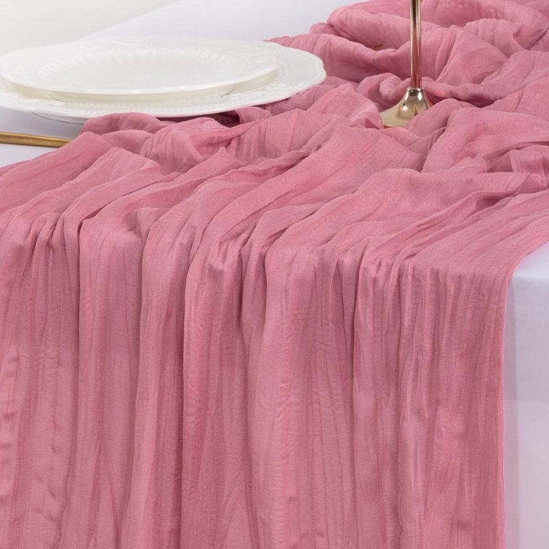 Chemin de table en étamine Cheesecloth, L 35 po x l 122 po, Rose