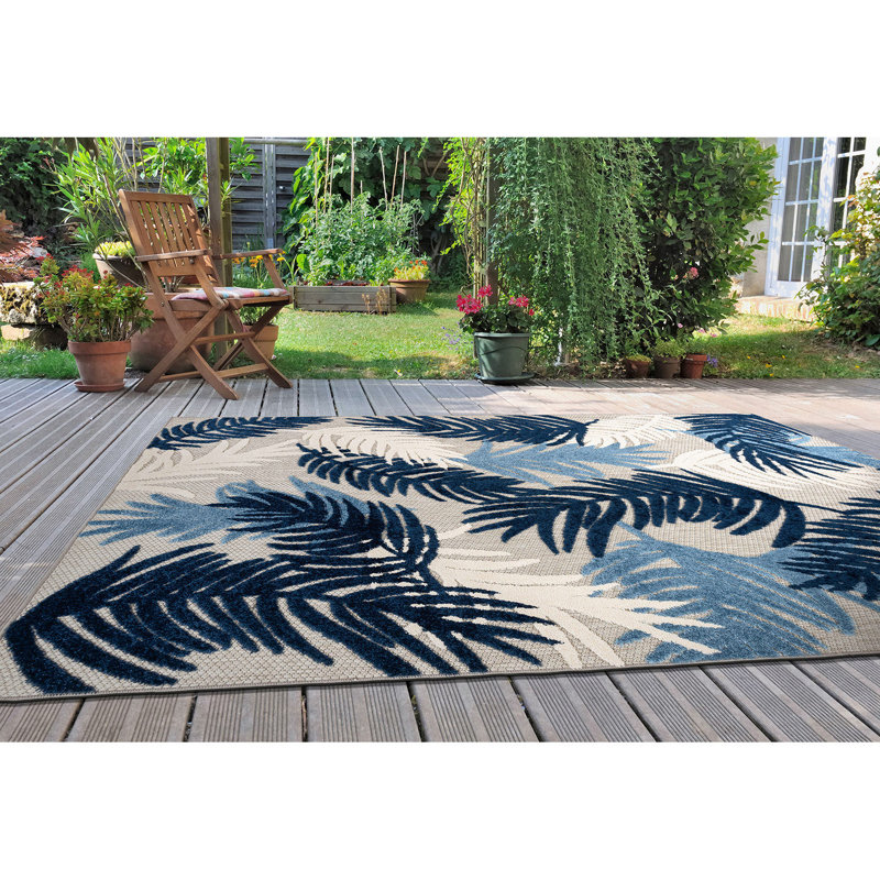 Hernandez Floral Navy/Ivory/Blue Indoor & Outdoor Area Rug, Rectangle 2' x 3'