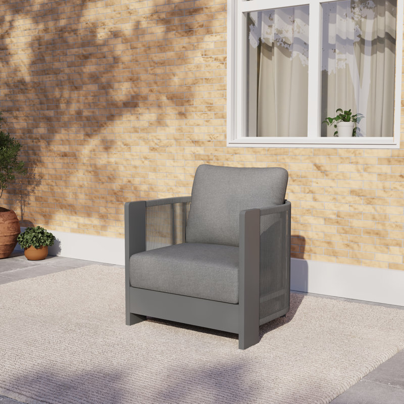 Chaise d'extérieur avec coussins
