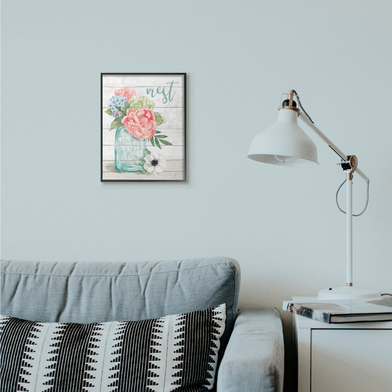 «Nest Grow Flower Jar Rustic», impression, H 11 po x l 14 po x P 1,5 po, Giclée encadrée noir minuit