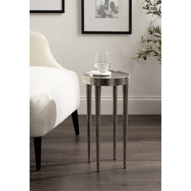 Table à boissons ronde en métal, H 20,5 po x l 10 po x P 10 po, Argent