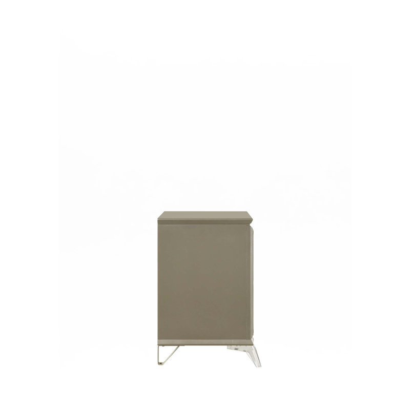 Table de chevet 2 tiroirs de style moderne en bois et accents en miroir