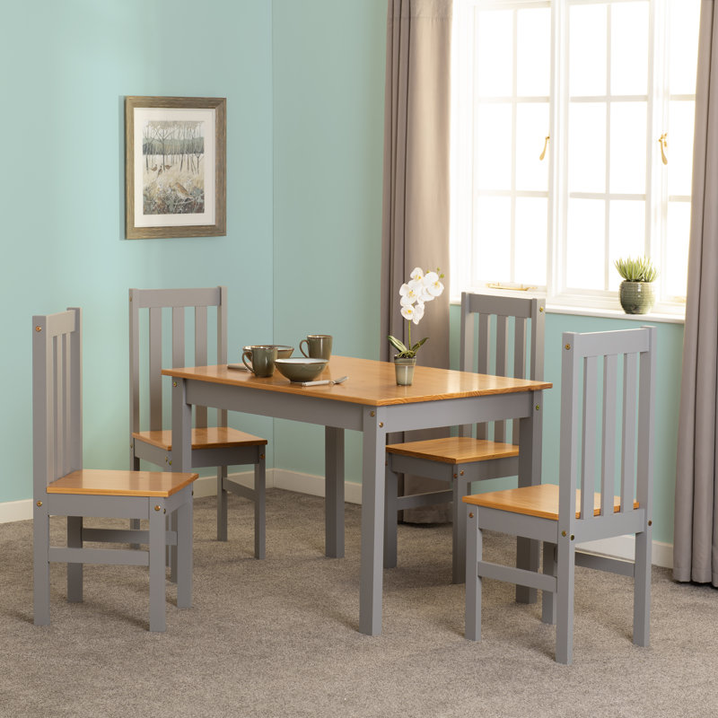 Bradmoor Dining Set, 75cm H x 110cm L x 80cm W, Grey