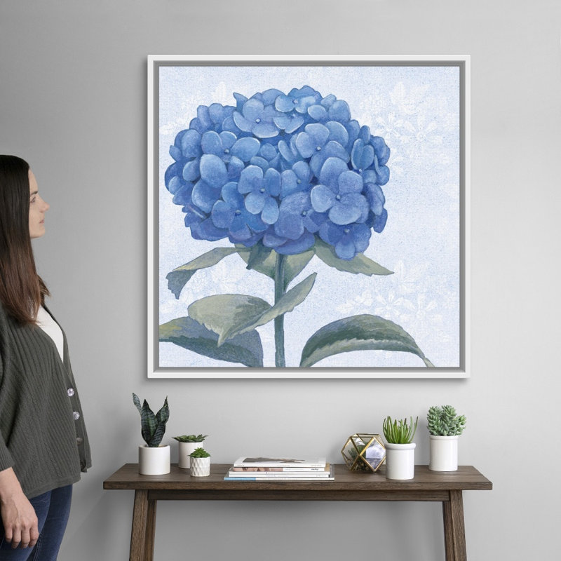 «Blue Hydrangea III», art mural sur toile, Toile avec cadre blanc, H 36 po x l 36 po x P 1,75 po