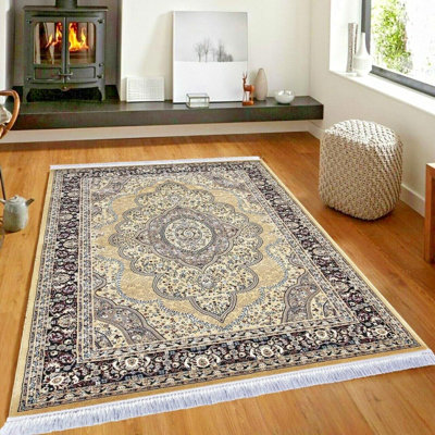 Dalyah Area Rug