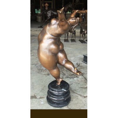 People Figurines & Sculptures