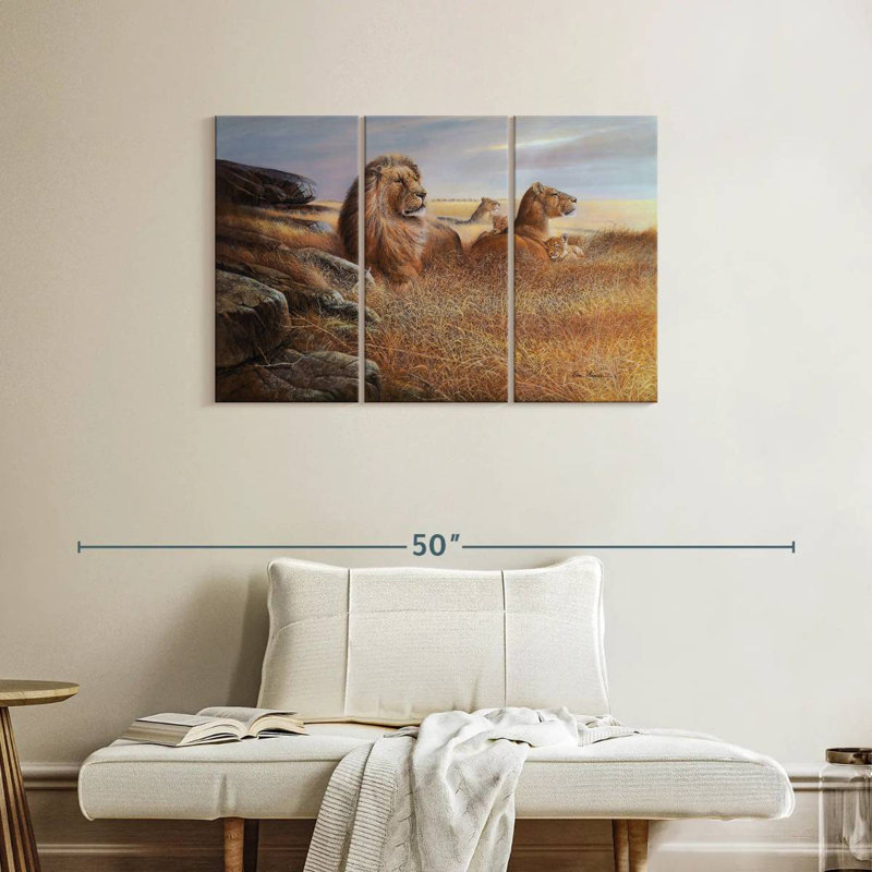 Brampt Savannah's Pride, 24" H x 38" W