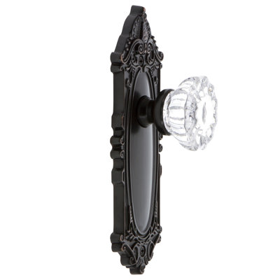 Figurine Grandeur Grande Victorian
