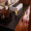 Armoire décorative noire + brun foncé massif + bois manufacturé