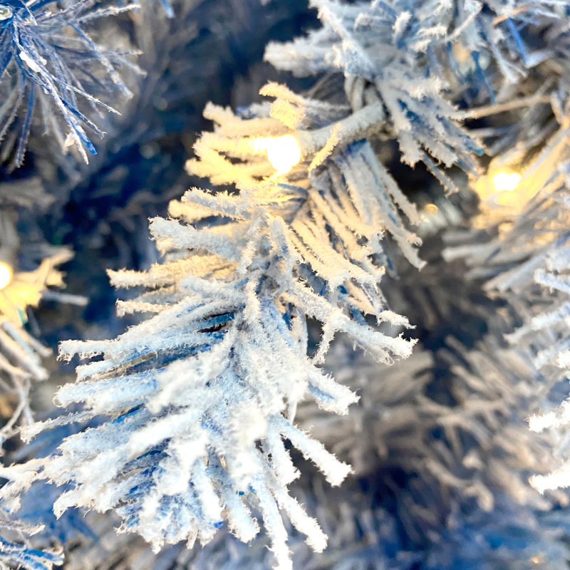 Arbre de Noël à charnière 6 pi - bleu, 750 branches, lumières chaudes