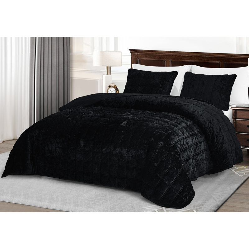 Velvet Quilt, Oversized King Quilt + 2 King Shams, Black