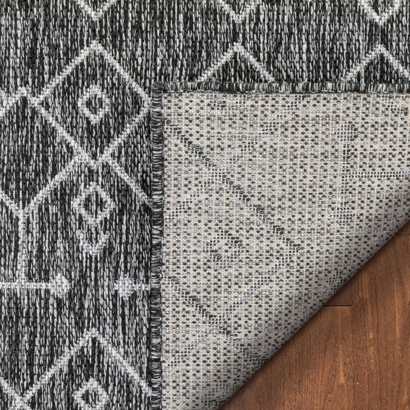 Geometric Synthetic Flatweave Indoor / Outdoor Area Rug, Rectangle 120 x 160 cm