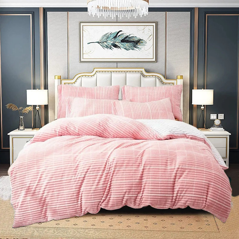 Polyester Striped Bedspread with Pillowcases Included, Double Bedspread + 2 Standard Pillowcases